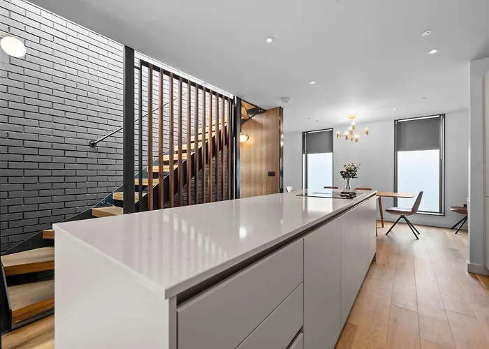 Feriehus Stunning Luxury Townhouse In Centre Of