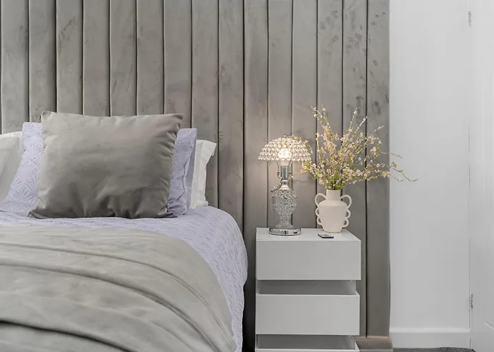 Sluxe 4mins To Etihad Stadium And Coop Live Appartement