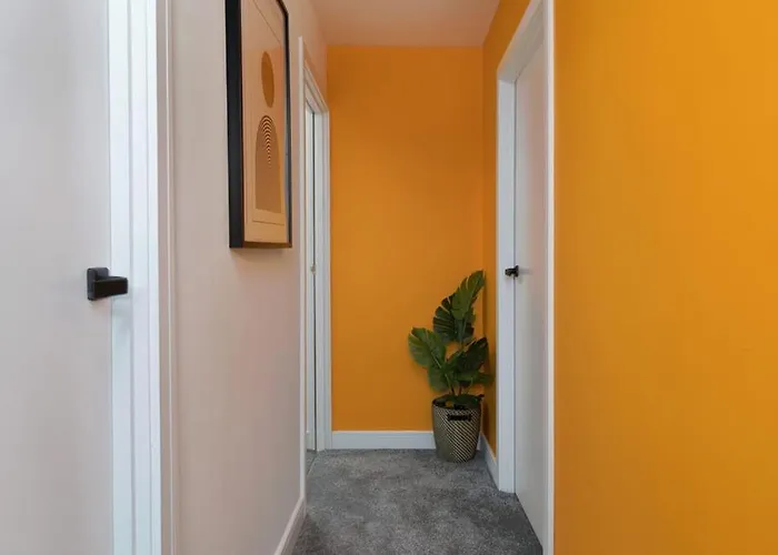 Semesterbostad Free Parking The Quays- Sleeps 8 By Genesis Living