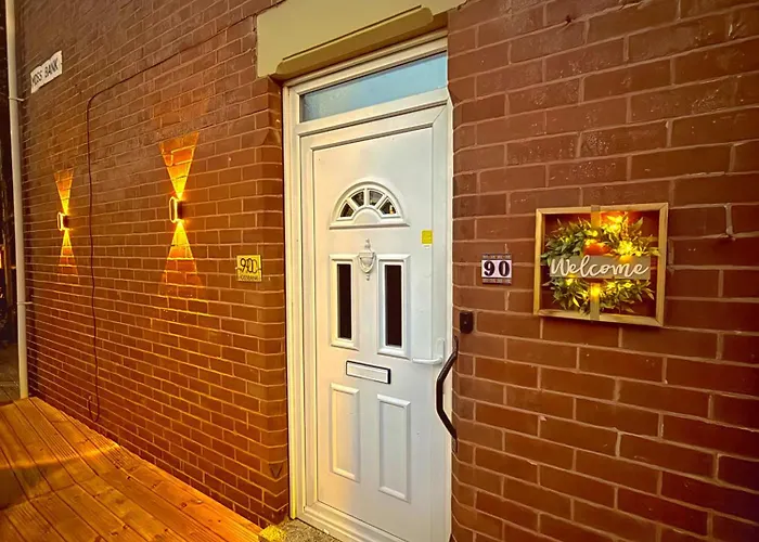 펜션 Full With Free Parking In Moss Bank, Crumpsall, 맨체스터