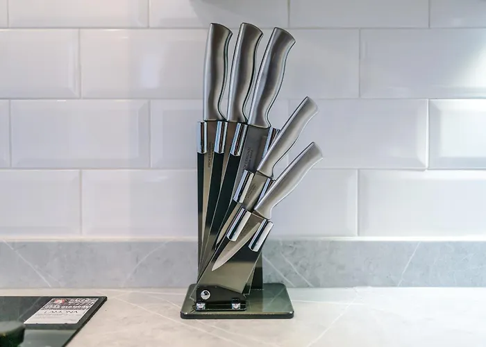 3br Fully-equipped House With Free Wifi & Parking 度假居 *