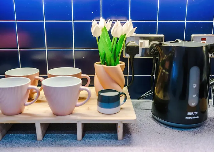 Daire Mcr 2br 2ba, Parking, Wifi, Full Kitchen