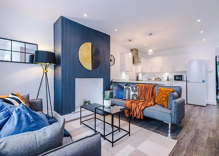 3br Fully-equipped House With Free Wifi & Parking *