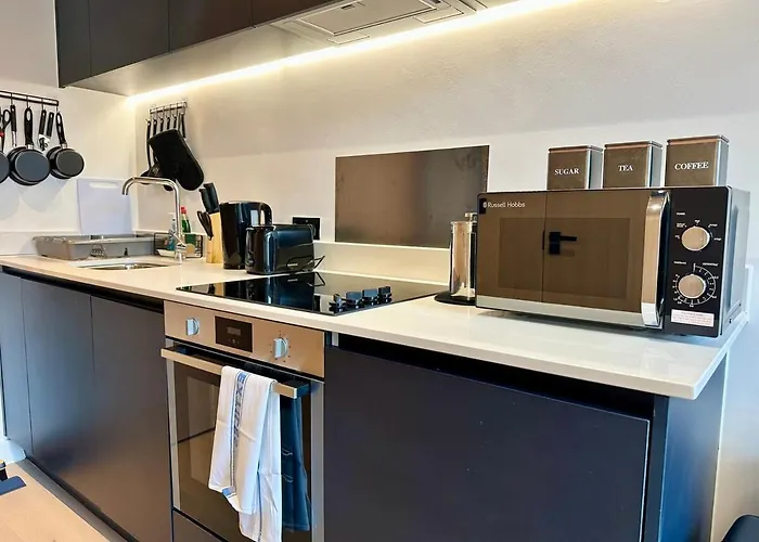 Cute 1 Bed Duplex With Balcony Apartment Manchester