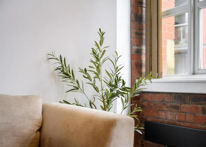 شقة Two Bedroom By Brookland Serviced Short Lets With Free Wifi مانشستر