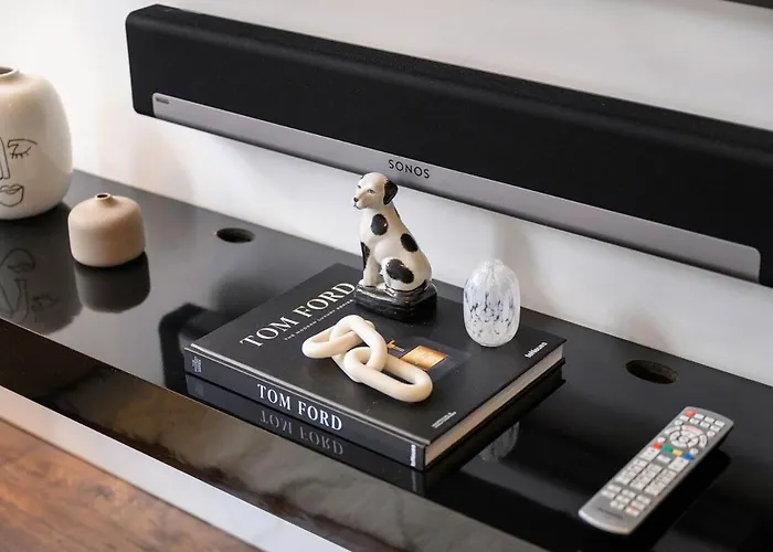 شقة Two Bedroom By Brookland Serviced Short Lets With Free Wifi