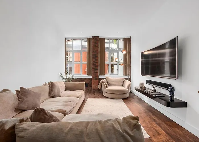 Two Bedroom By Brookland Serviced Short Lets With Free Wifi