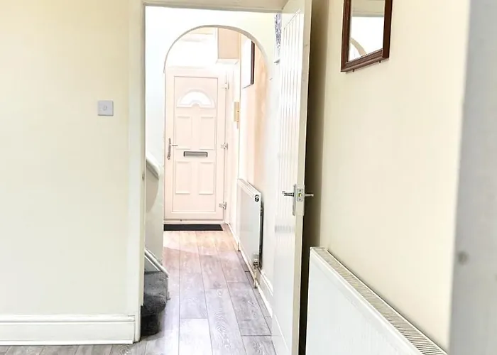 Tatil Evi Stylish 3 Bedroom House 60 - Free Parking