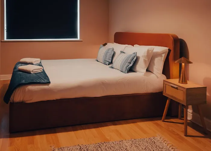 Gem With Stylish 2br Retreat And Free Carpark Apartmán Manchester