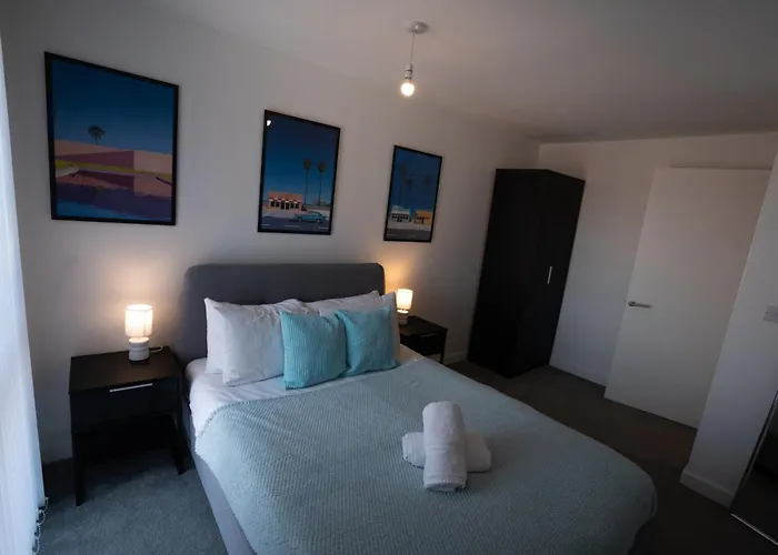 Apartman Luxury 2 Bed Penthouse Large Balcony *