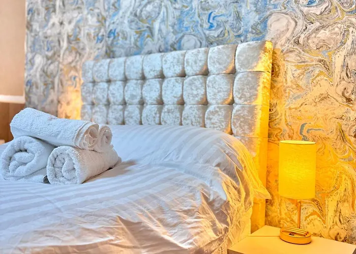 Full With Free Parking In Moss Bank, Crumpsall, * 맨체스터