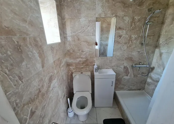 Scotland Street, Newton Heath Penzion 3*