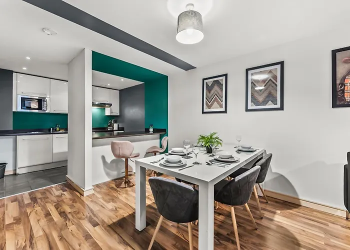 Large - Sleeps 8 Διαμέρισμα *