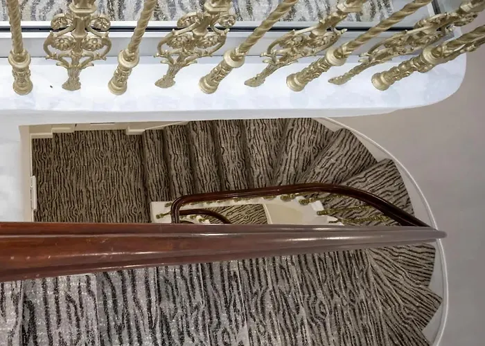 בית נופש Unique Centre Luxury Three Bed *