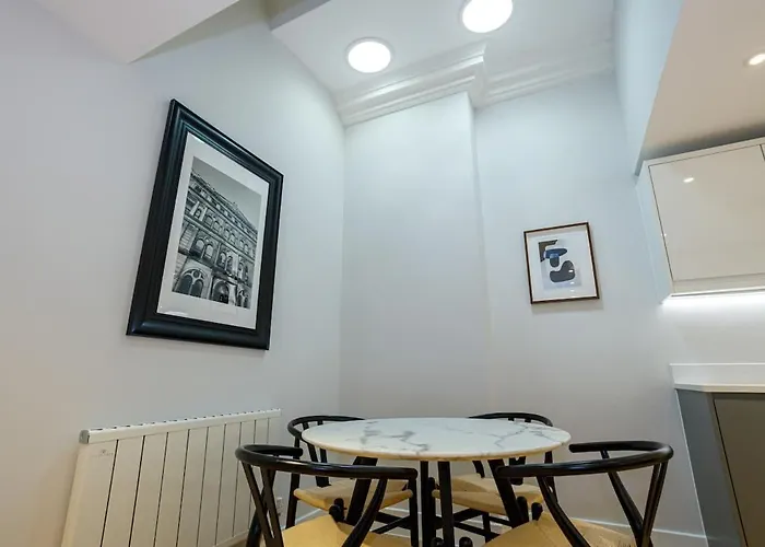 Apartment Centre Duplex