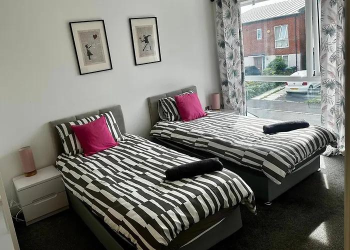 3br-sleeps 6 -walk To Etihad & Ao Arena Manchester