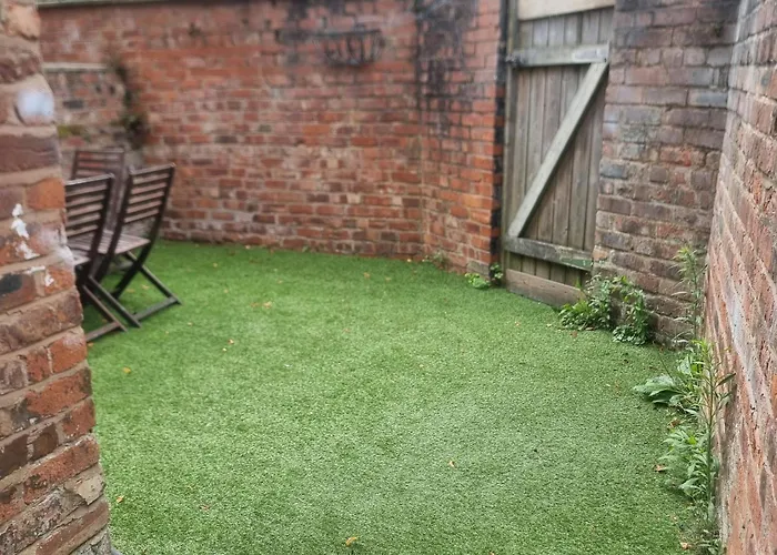 3br Near Alexandra Park And Free Parking * Manchester