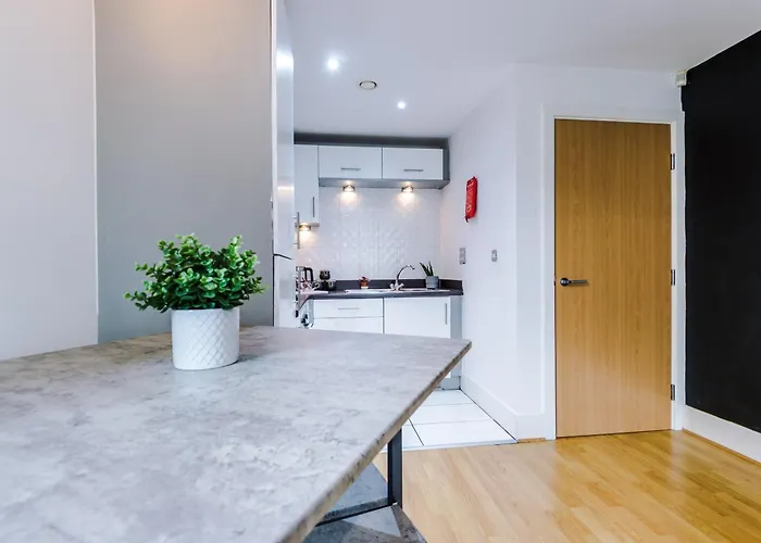 Converted Mill, Stylish In Castlefield *