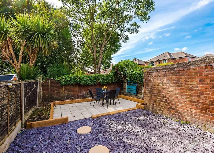 Comfortable & Spacious 3br House Near Coop Live Arena & Etihad Stadium With Free Parking - New Management Since Jan '26 * Mánchester