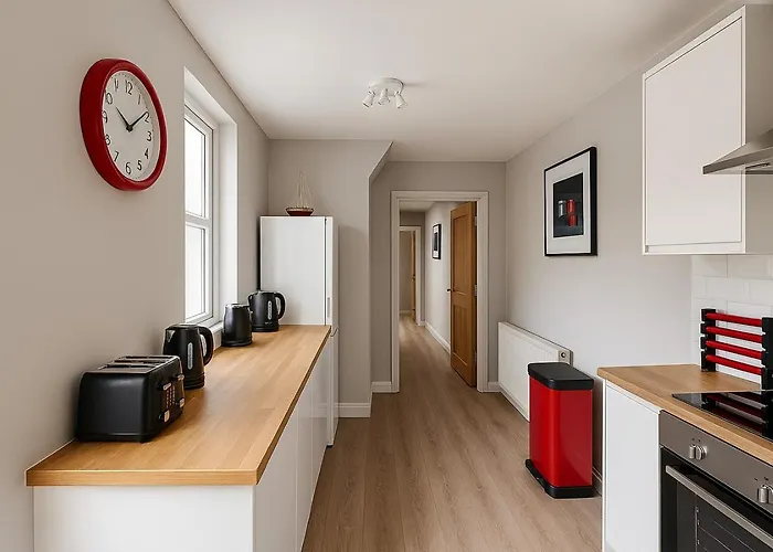 Stunning Home. Free Parking. Сasa de vacaciones