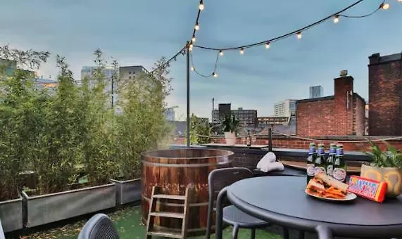 Hammock Heights! Hot Tub,private Garage,citycentre Apartament