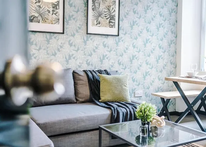 Casa vacanze Modern 4br Family Sleeps 8 + Free Parking Manchester