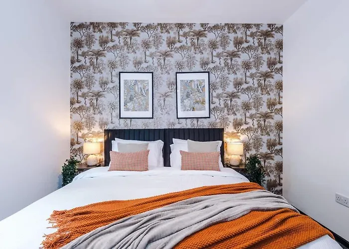 Casa vacanze Modern 4br Family Sleeps 8 + Free Parking Manchester