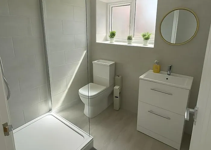 Apartament Kehoe's Pad Near Etihad Stadium & Coop Live Arena Sleeps 4 *