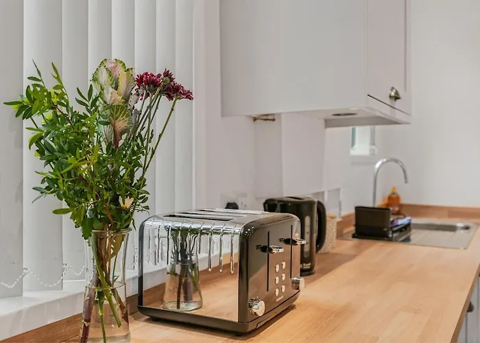 Clayton Haven * Manchester