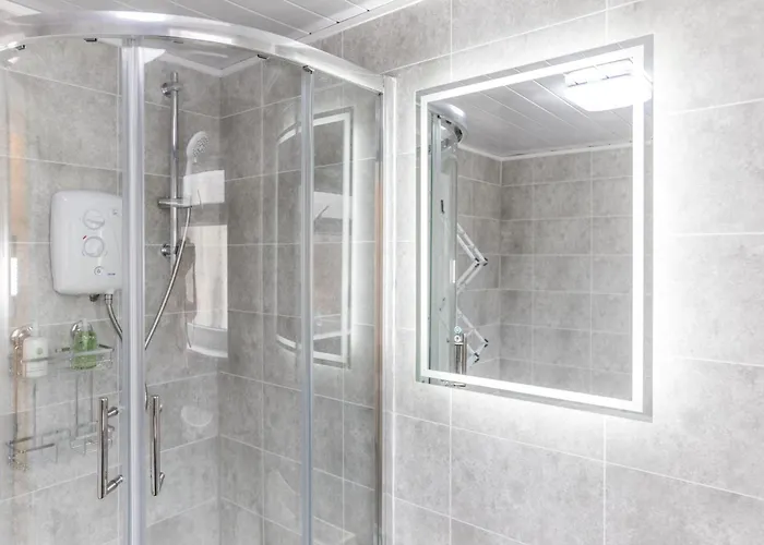 Modern 3bd House - Free Parking - Fast Wifi Lägenhet Manchester