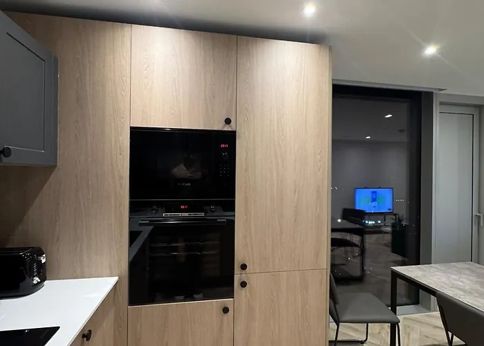 Apartment 2 Bed Lux Centre