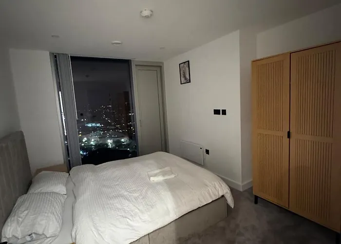 Apartment 2 Bed Lux Centre Manchester