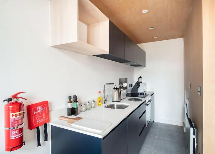 Apartment Modern And Quirky 2 Bed Flat In *