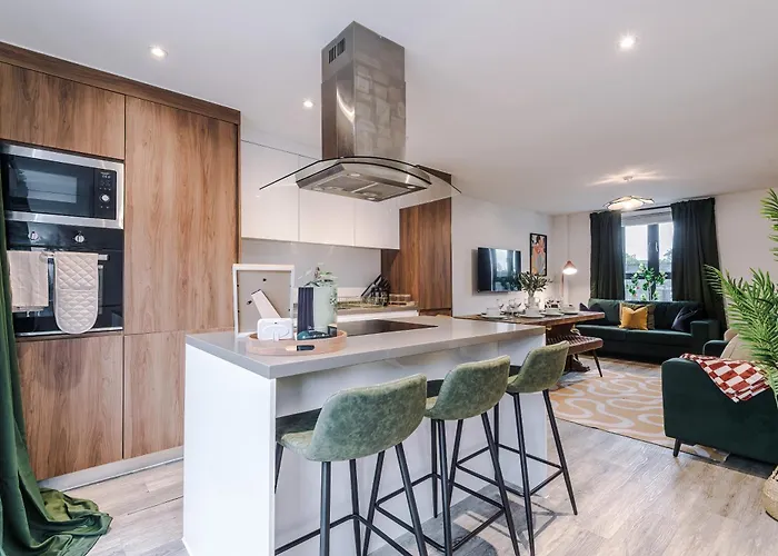 Casa vacanze Big Mcr 5-bedroom Contractor House Sleeps 8 With Parking By Purestay Manchester