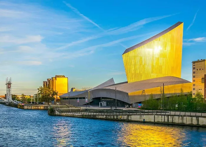 Pensjonat Quiet Spacious In Salford-samson Plab *