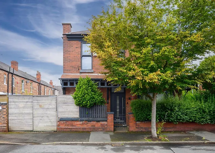 West Didsbury Retreat L Cinema L Sleeps 8 맨체스터