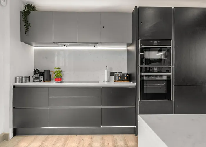 펜션 West Didsbury Retreat L Cinema L Sleeps 8 *