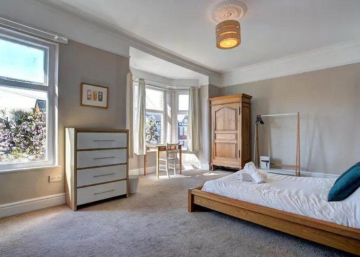 Holiday home Spacious Victorian Family Home In Stretford - Pass The Keys