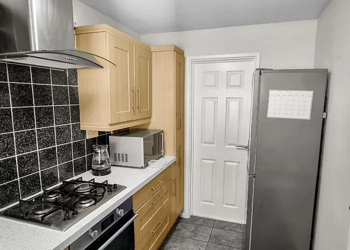 Spacious 3br Near Etihad And Coop Live Free Parking Semesterbostad