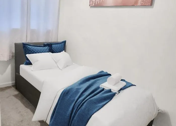 Spacious 3br Near Etihad And Coop Live Free Parking Manchester