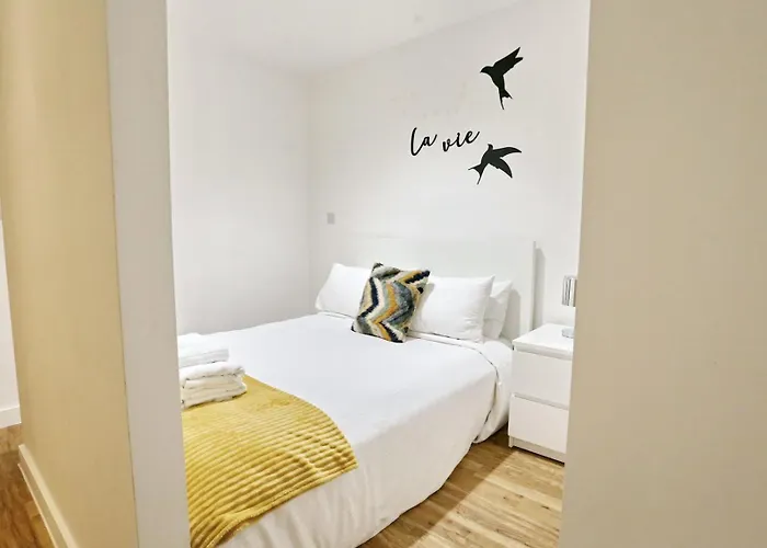 Apartamento Urban Escape - Walk To Of Salford Pass The Keys *