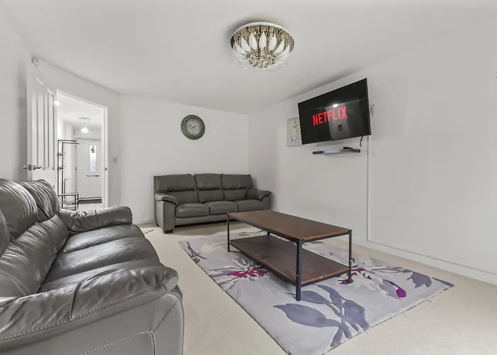 Σπίτι διακοπών Modern 4 Bedroom Detached House 66cl *