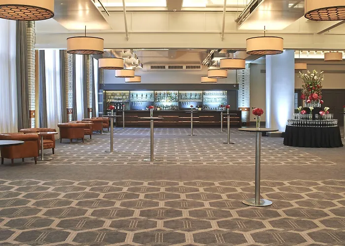 Kimpton Clocktower By Ihg 5* Манчестер