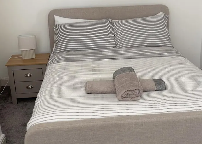 Campus & Coop Cozy Terrace *