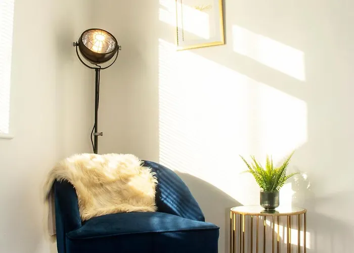 아파트 Comfortable 3 Bed House