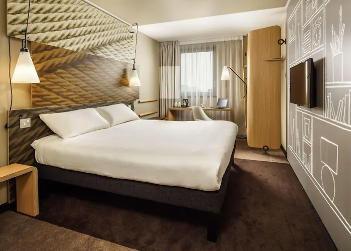 Ibis Centre Princess Street Manchester