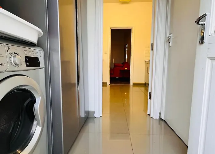 Stylish 5br 5ba In Salford Street Parking Дом отдыха Манчестер