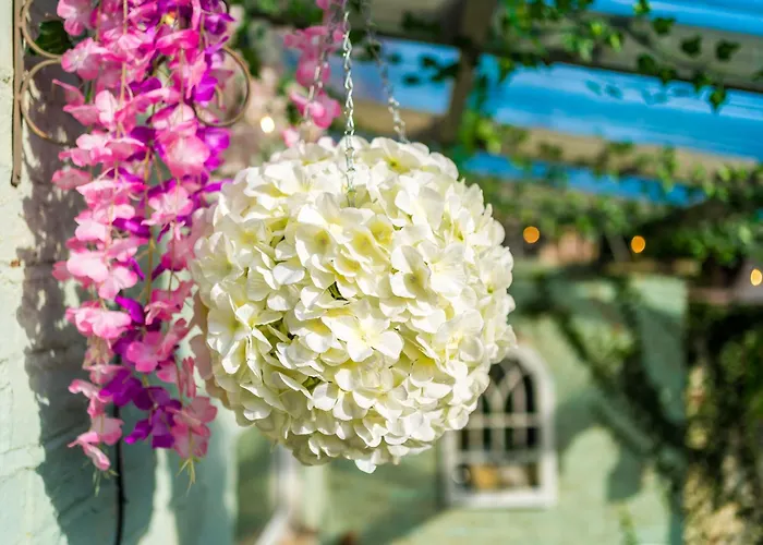 Dom wakacyjny Spacious 4br With 3 Baths, *