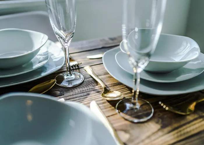 Spacious 4br With 3 Baths,