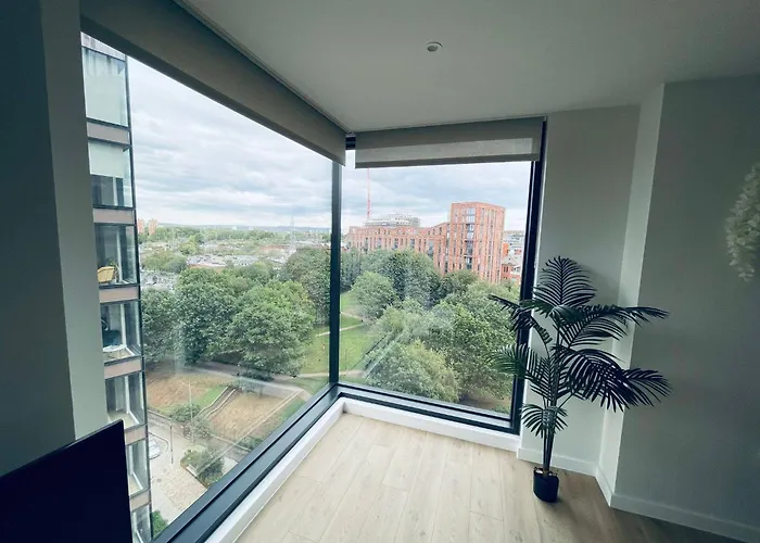 Sky View Centre Luxe - 2 Bedrooms Appartamento *